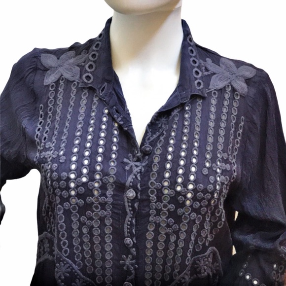 Johnny Was Maymee Blouse / XS - fits to a size Sm. / NWT - Picture 8 of 16